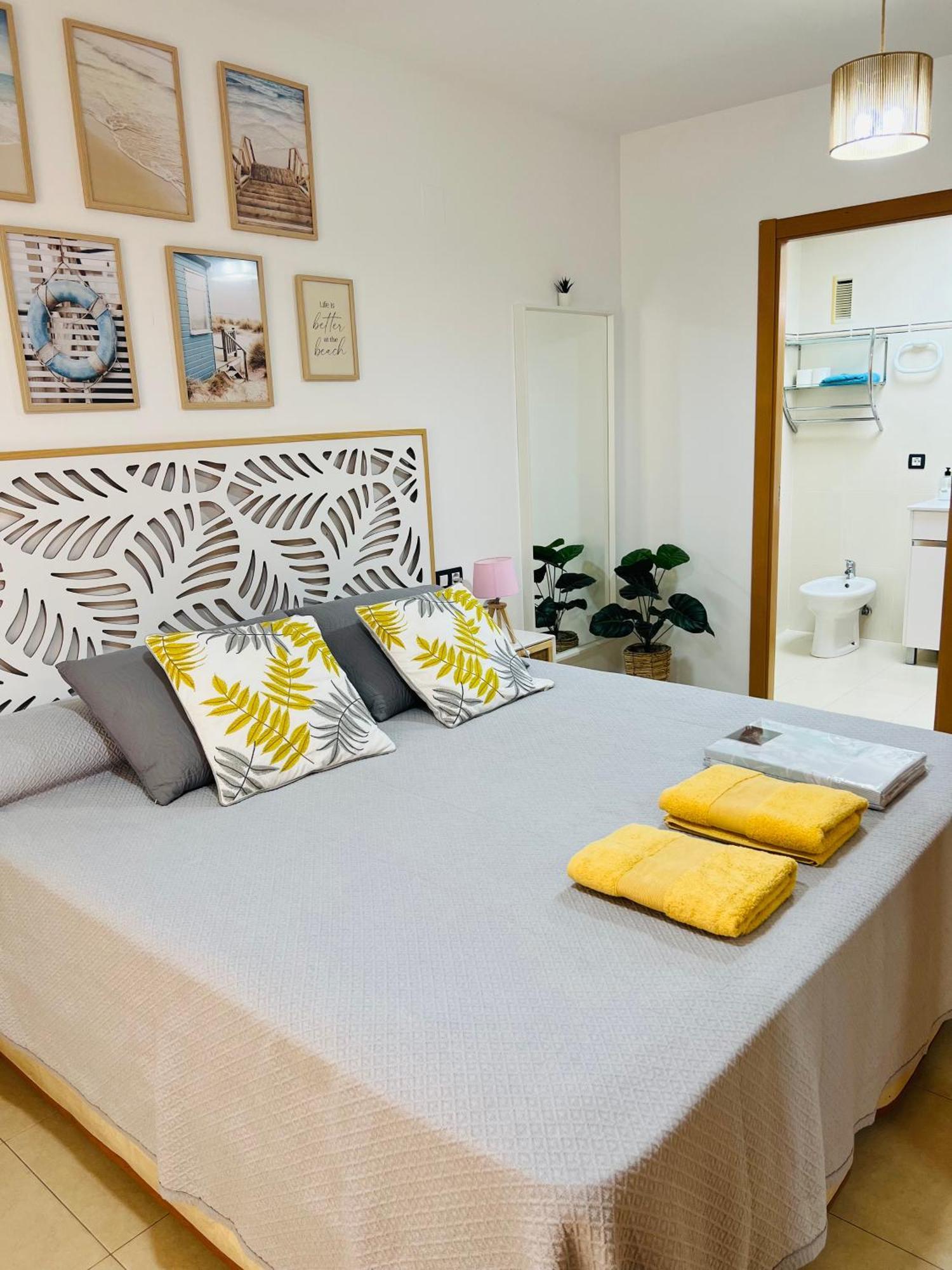 Apartamento Centro 3 Habitaciones Con Aire Acondicionado Y Wifi A 150M De La Playa Y Castillo Peñíscola 外观 照片
